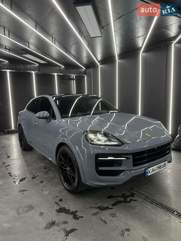 Позашляховик / Кросовер Porsche Cayenne Coupe 2023 в Києві фото 7 Позашляховик / Кросовер Porsche Cayenne Coupe 2023 в Києві