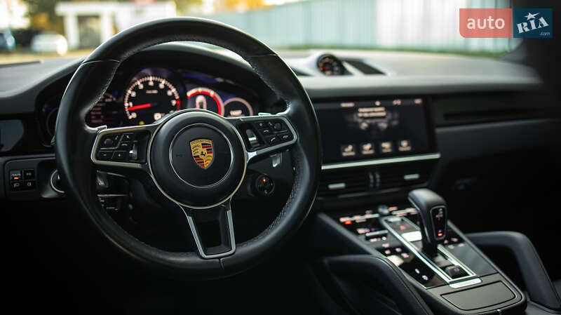 Позашляховик / Кросовер Porsche Cayenne Coupe 2019 в Чернівцях