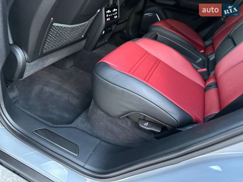 Внедорожник / Кроссовер Porsche Cayenne Coupe 2023 в Киеве фото 54 Внедорожник / Кроссовер Porsche Cayenne Coupe 2023 в Киеве