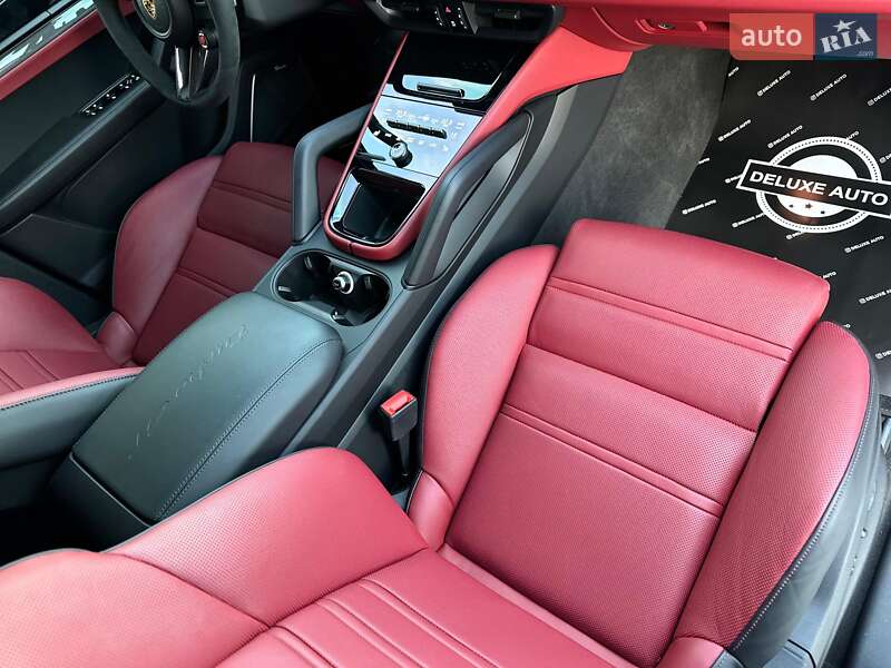 Внедорожник / Кроссовер Porsche Cayenne Coupe 2023 в Киеве фото 63 Внедорожник / Кроссовер Porsche Cayenne Coupe 2023 в Киеве