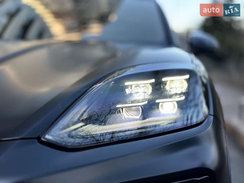 Позашляховик / Кросовер Porsche Cayenne Coupe 2024 в Києві фото 51 Позашляховик / Кросовер Porsche Cayenne Coupe 2024 в Києві