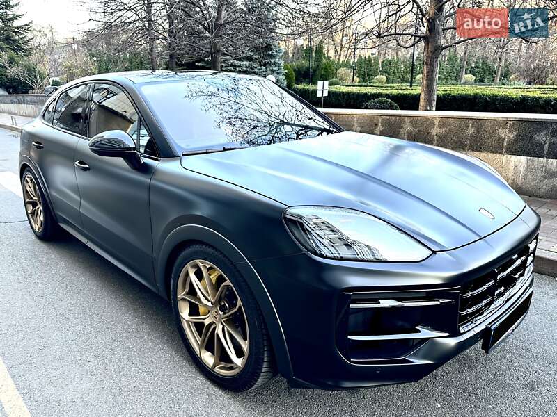 Позашляховик / Кросовер Porsche Cayenne Coupe 2024 в Києві фото 56 Позашляховик / Кросовер Porsche Cayenne Coupe 2024 в Києві