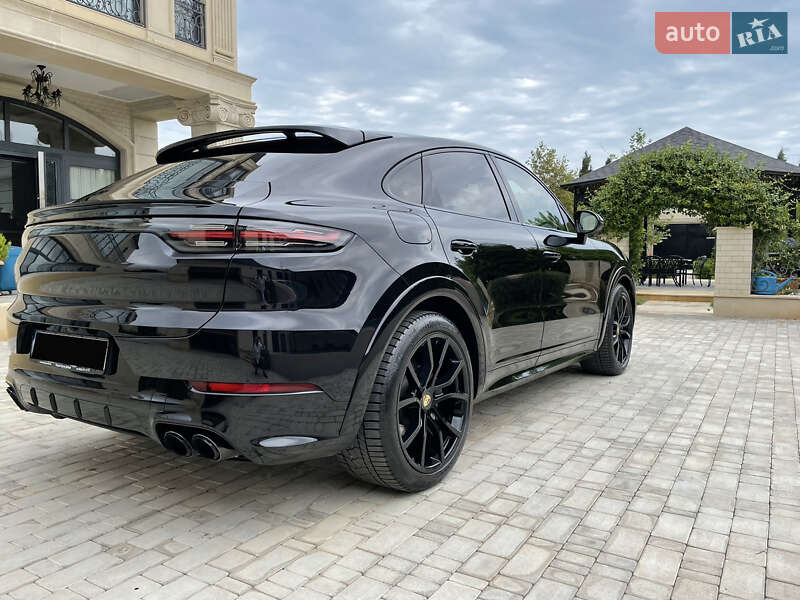Позашляховик / Кросовер Porsche Cayenne Coupe 2020 в Києві