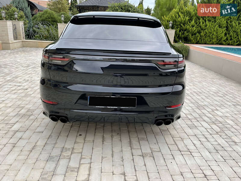 Позашляховик / Кросовер Porsche Cayenne Coupe 2020 в Києві