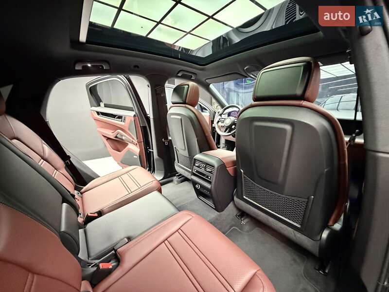 Внедорожник / Кроссовер Porsche Cayenne Coupe 2025 в Киеве фото 52 Внедорожник / Кроссовер Porsche Cayenne Coupe 2025 в Киеве