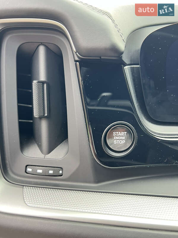 Внедорожник / Кроссовер Porsche Cayenne Coupe 2023 в Киеве фото 30 Внедорожник / Кроссовер Porsche Cayenne Coupe 2023 в Киеве