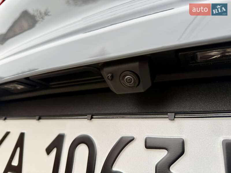 Внедорожник / Кроссовер Porsche Cayenne Coupe 2024 в Киеве фото 36 Внедорожник / Кроссовер Porsche Cayenne Coupe 2024 в Киеве