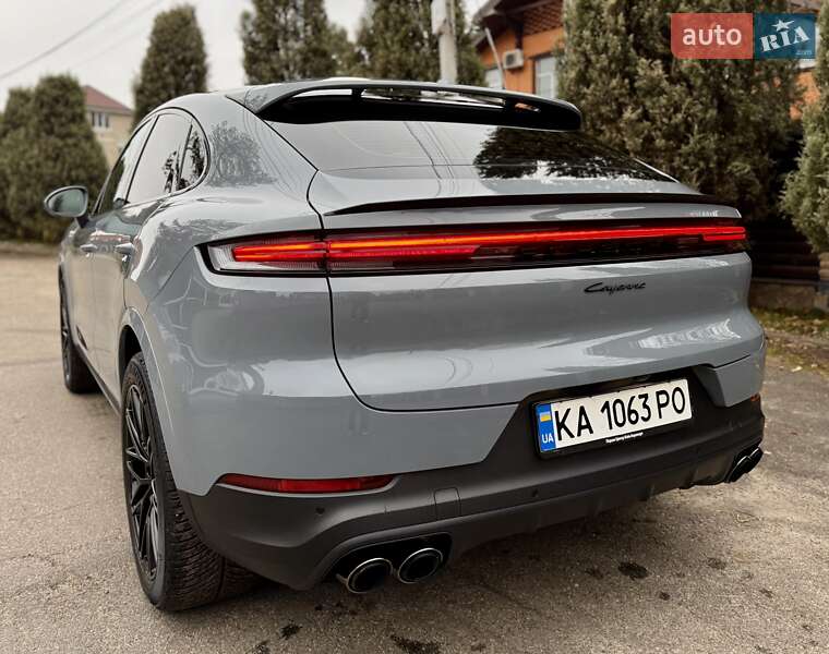 Внедорожник / Кроссовер Porsche Cayenne Coupe 2024 в Киеве фото 41 Внедорожник / Кроссовер Porsche Cayenne Coupe 2024 в Киеве