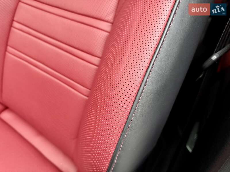 Внедорожник / Кроссовер Porsche Cayenne Coupe 2024 в Киеве фото 53 Внедорожник / Кроссовер Porsche Cayenne Coupe 2024 в Киеве