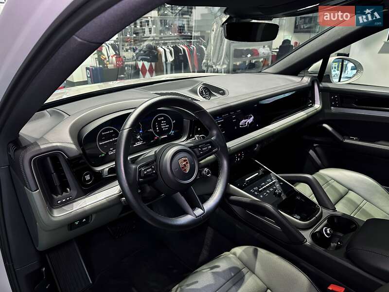 Внедорожник / Кроссовер Porsche Cayenne Coupe 2023 в Одессе фото 14 Внедорожник / Кроссовер Porsche Cayenne Coupe 2023 в Одессе