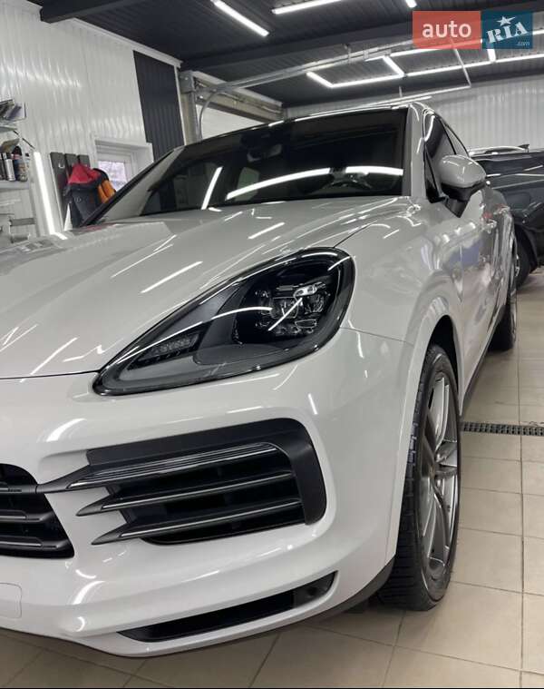 Внедорожник / Кроссовер Porsche Cayenne Coupe 2023 в Киеве