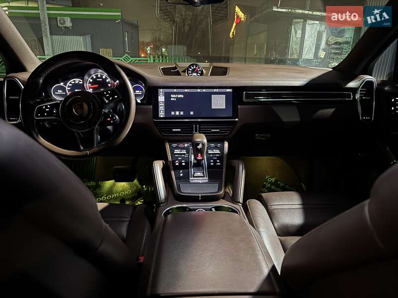 Внедорожник / Кроссовер Porsche Cayenne Coupe 2020 в Тернополе