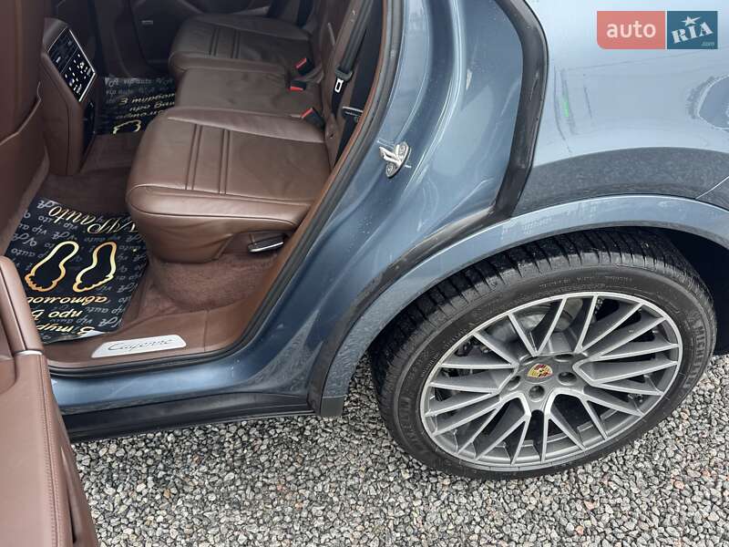 Внедорожник / Кроссовер Porsche Cayenne Coupe 2020 в Тернополе