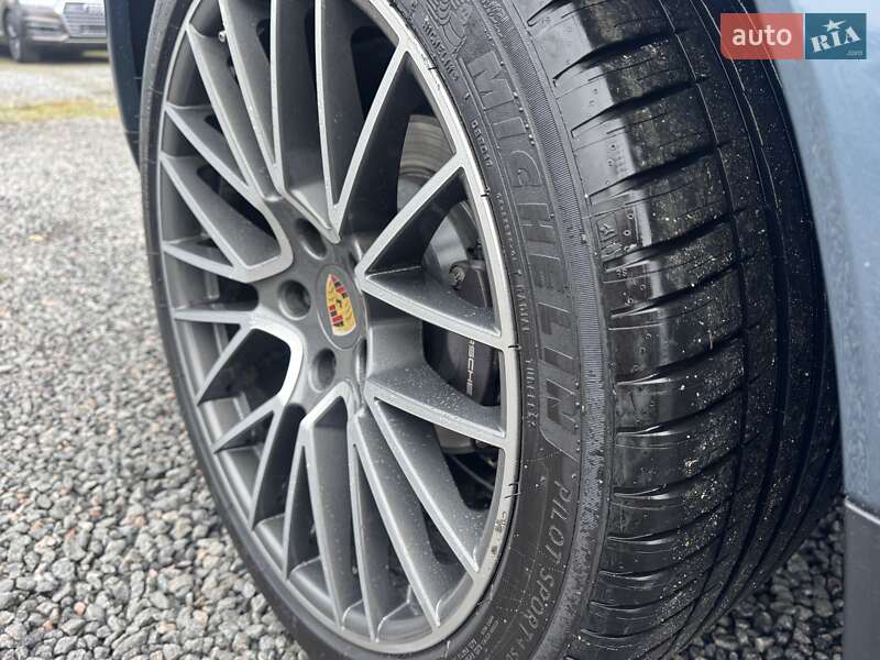 Внедорожник / Кроссовер Porsche Cayenne Coupe 2020 в Тернополе