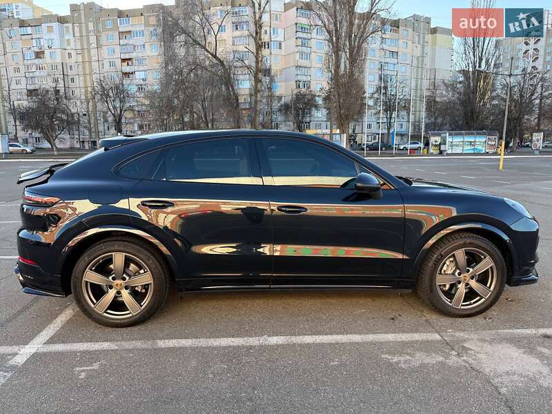 Внедорожник / Кроссовер Porsche Cayenne Coupe 2020 в Киеве