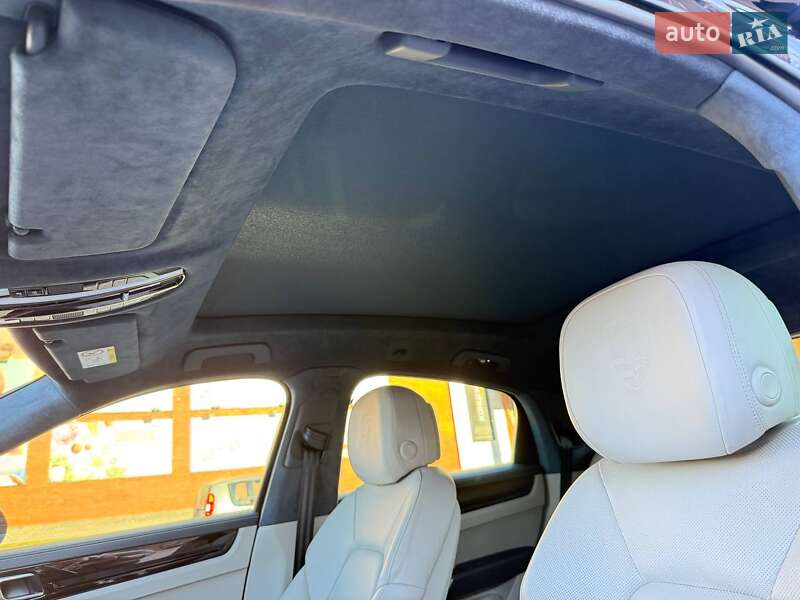 Внедорожник / Кроссовер Porsche Cayenne Coupe 2020 в Киеве