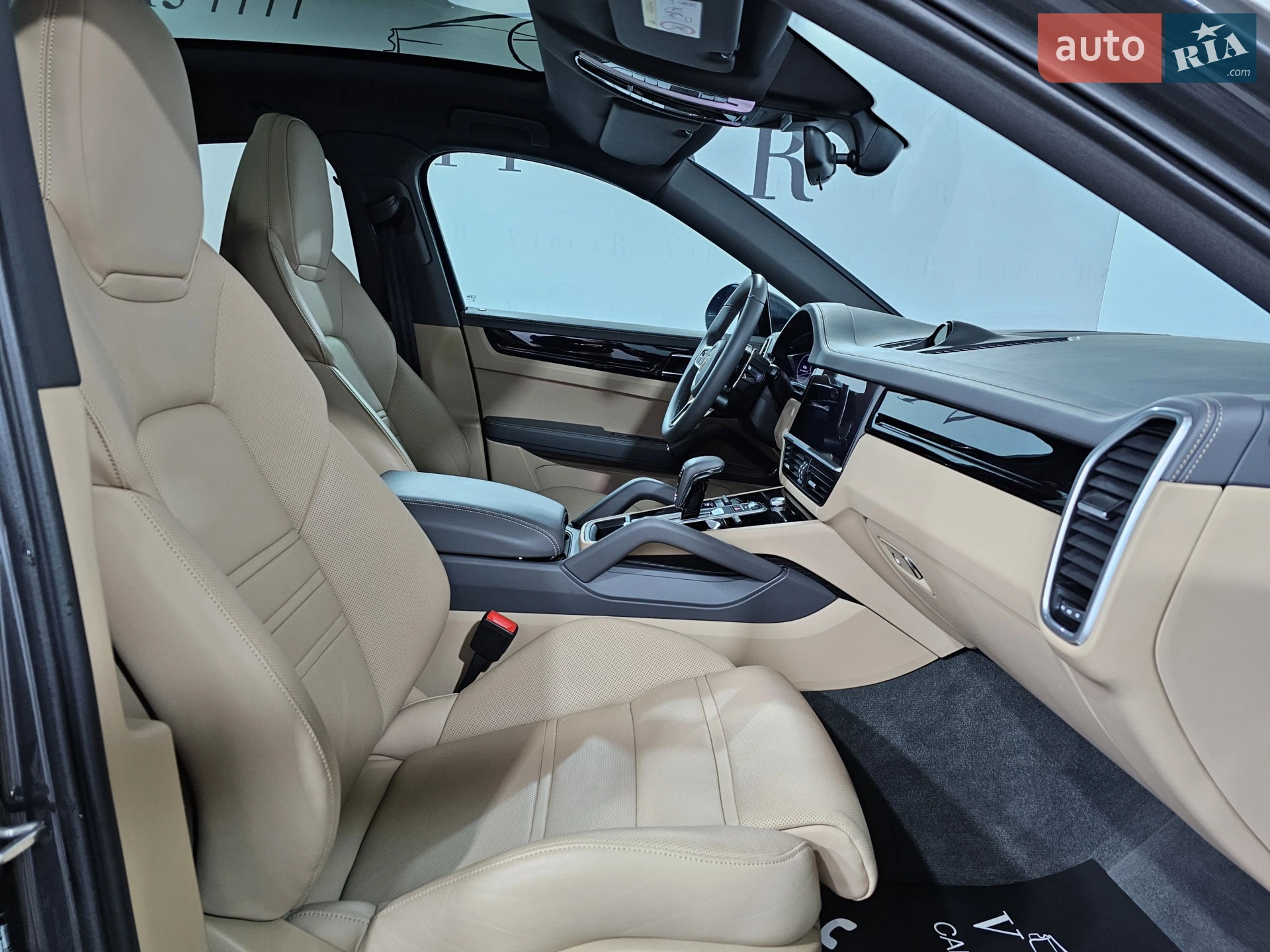 2023 Porsche Cayenne Coupe - мініатюра 13