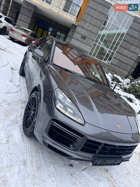 Porsche Cayenne Coupe 2020