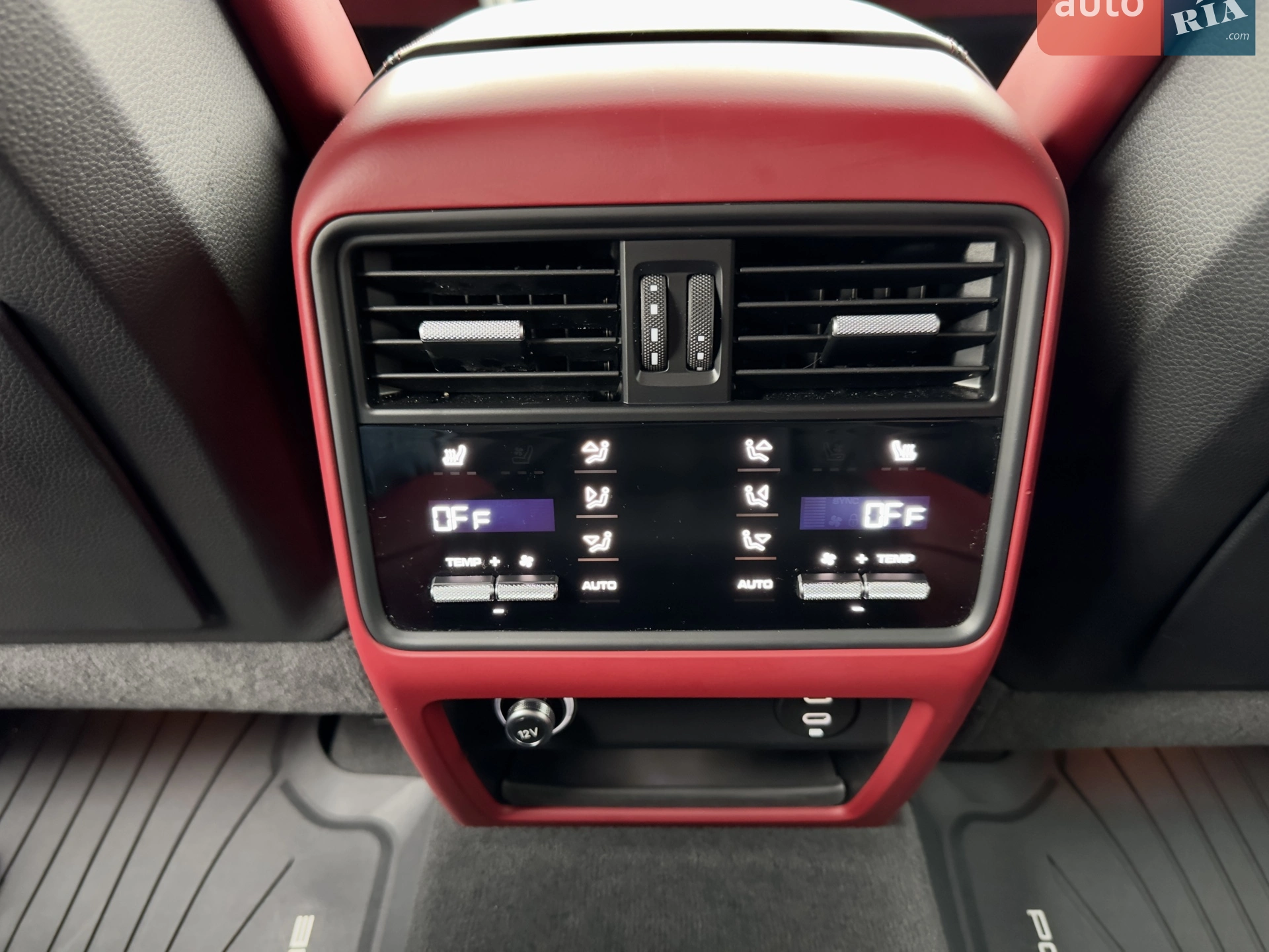 2021 Porsche Cayenne Coupe - мініатюра 27