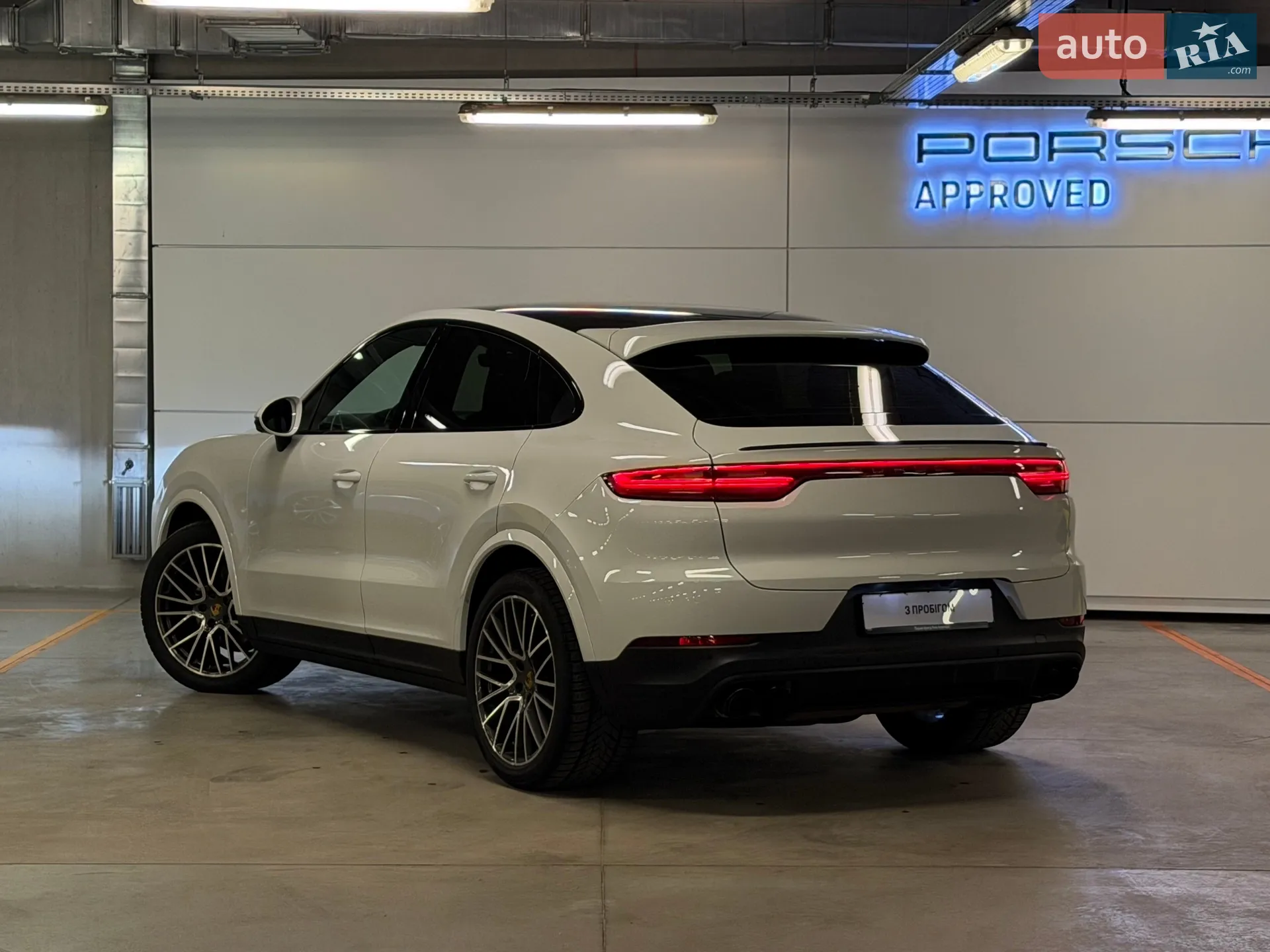 2020 Porsche Cayenne Coupe - мініатюра 3