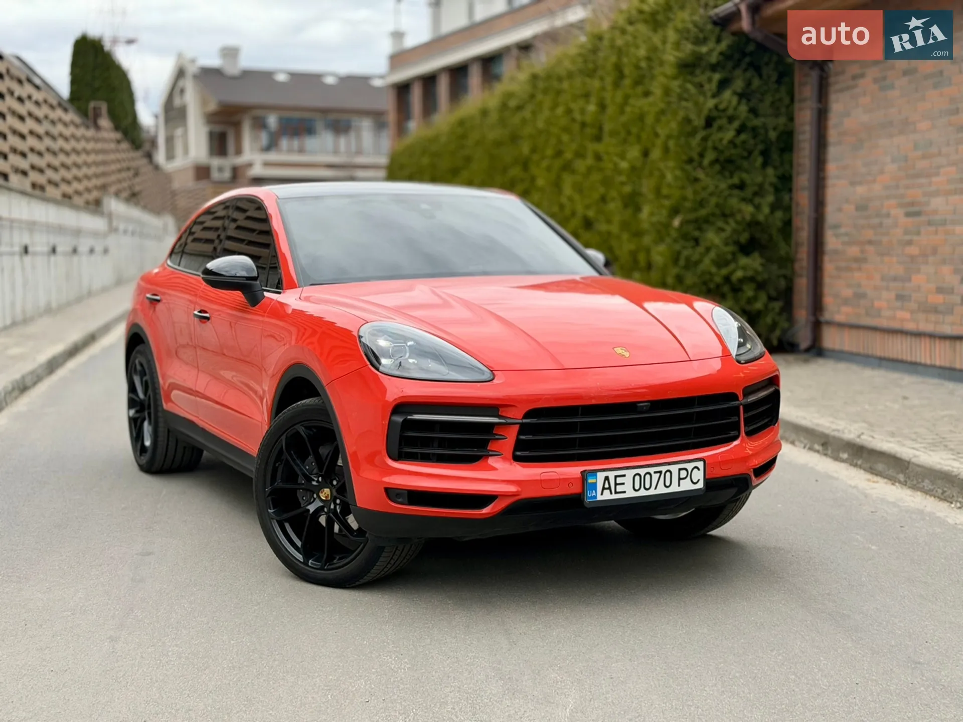2019 Porsche Cayenne Coupe - мініатюра 2