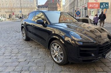 Внедорожник / Кроссовер Porsche Cayenne Coupe 2020 в Киеве