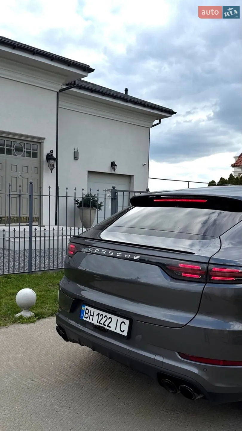 2022 Porsche Cayenne Coupe - мініатюра 7