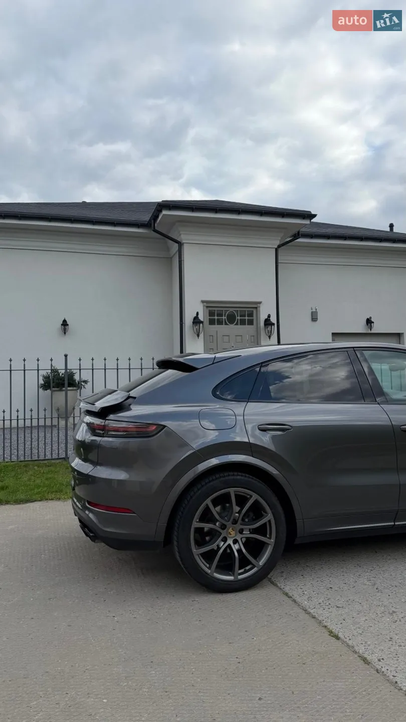 2022 Porsche Cayenne Coupe - мініатюра 9