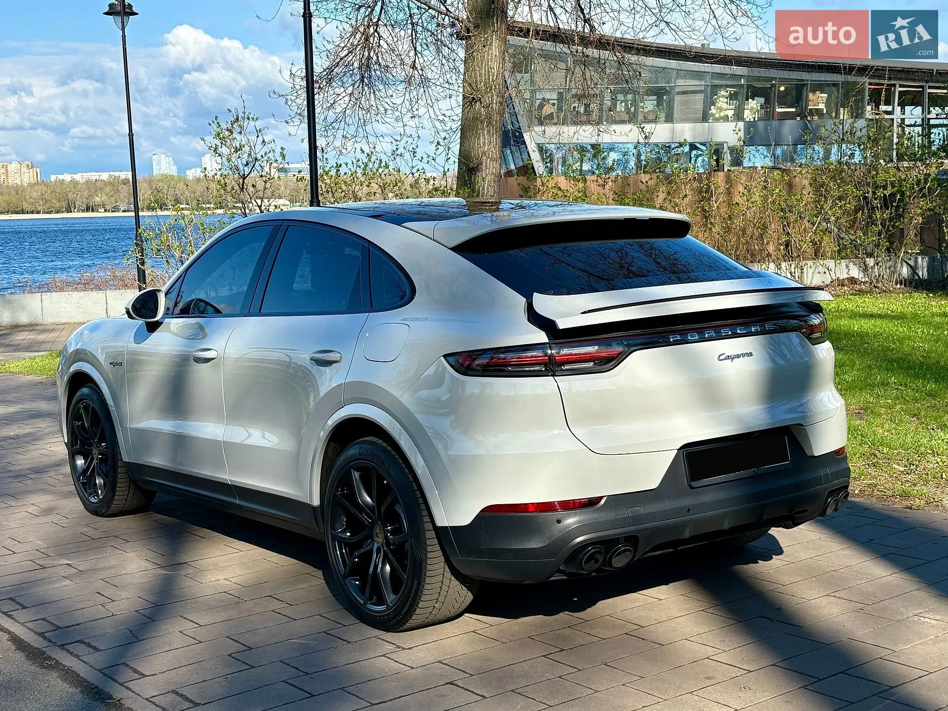 2020 Porsche Cayenne Coupe - мініатюра 27
