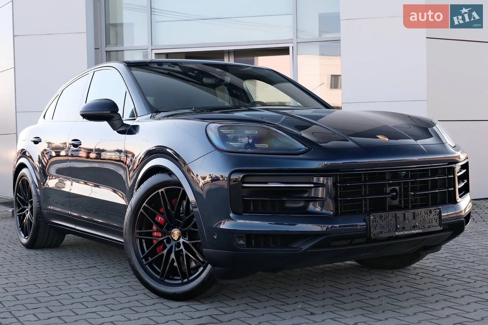 2024 Porsche Cayenne Coupe - мініатюра 13