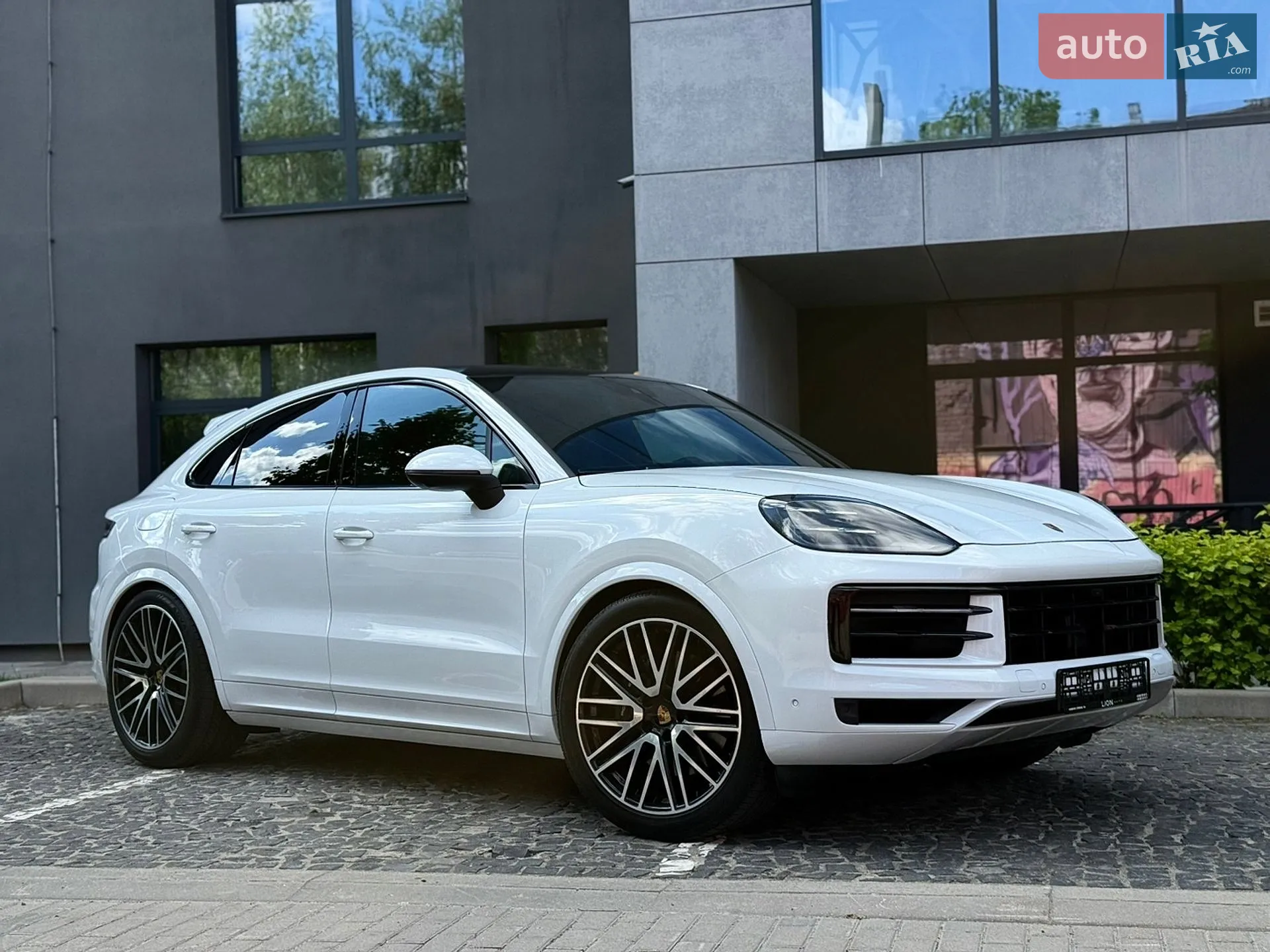 2024 Porsche Cayenne Coupe - мініатюра 8