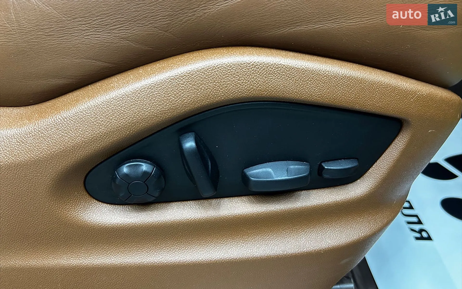 2022 Porsche Cayenne Coupe - мініатюра 27