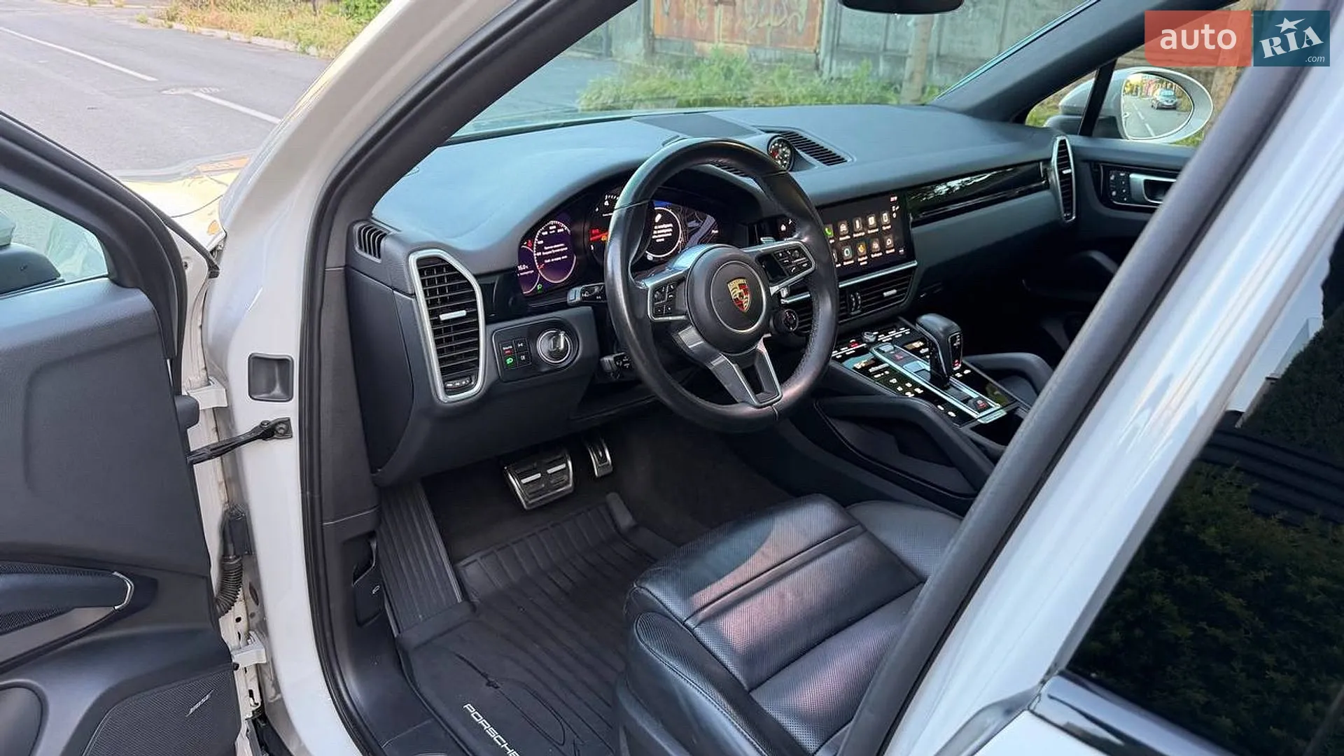 2022 Porsche Cayenne Coupe - мініатюра 12