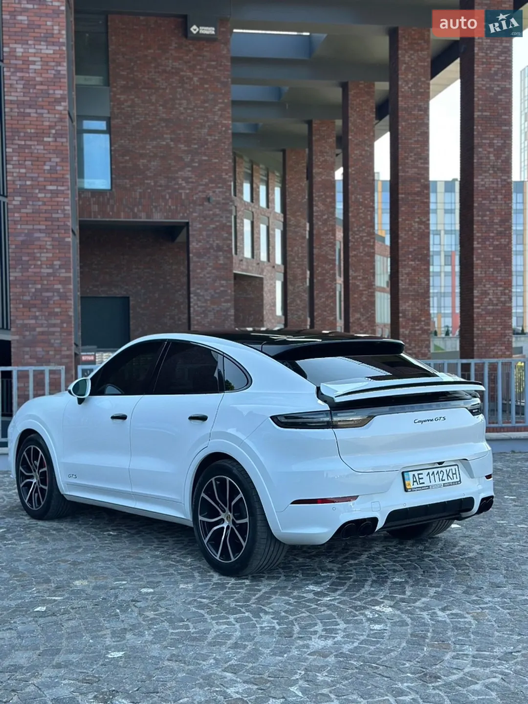2020 Porsche Cayenne Coupe - мініатюра 13