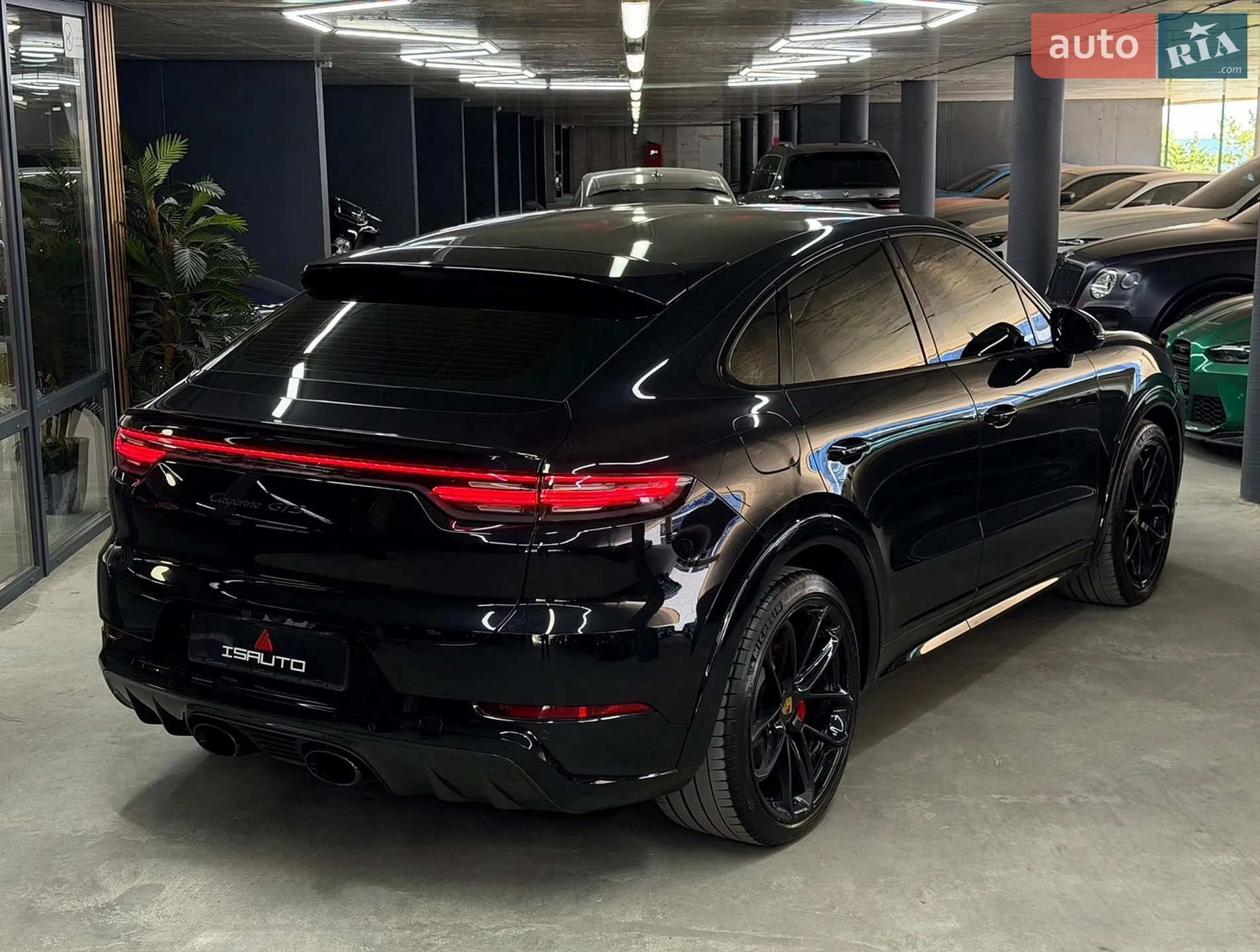 2020 Porsche Cayenne Coupe - мініатюра 15