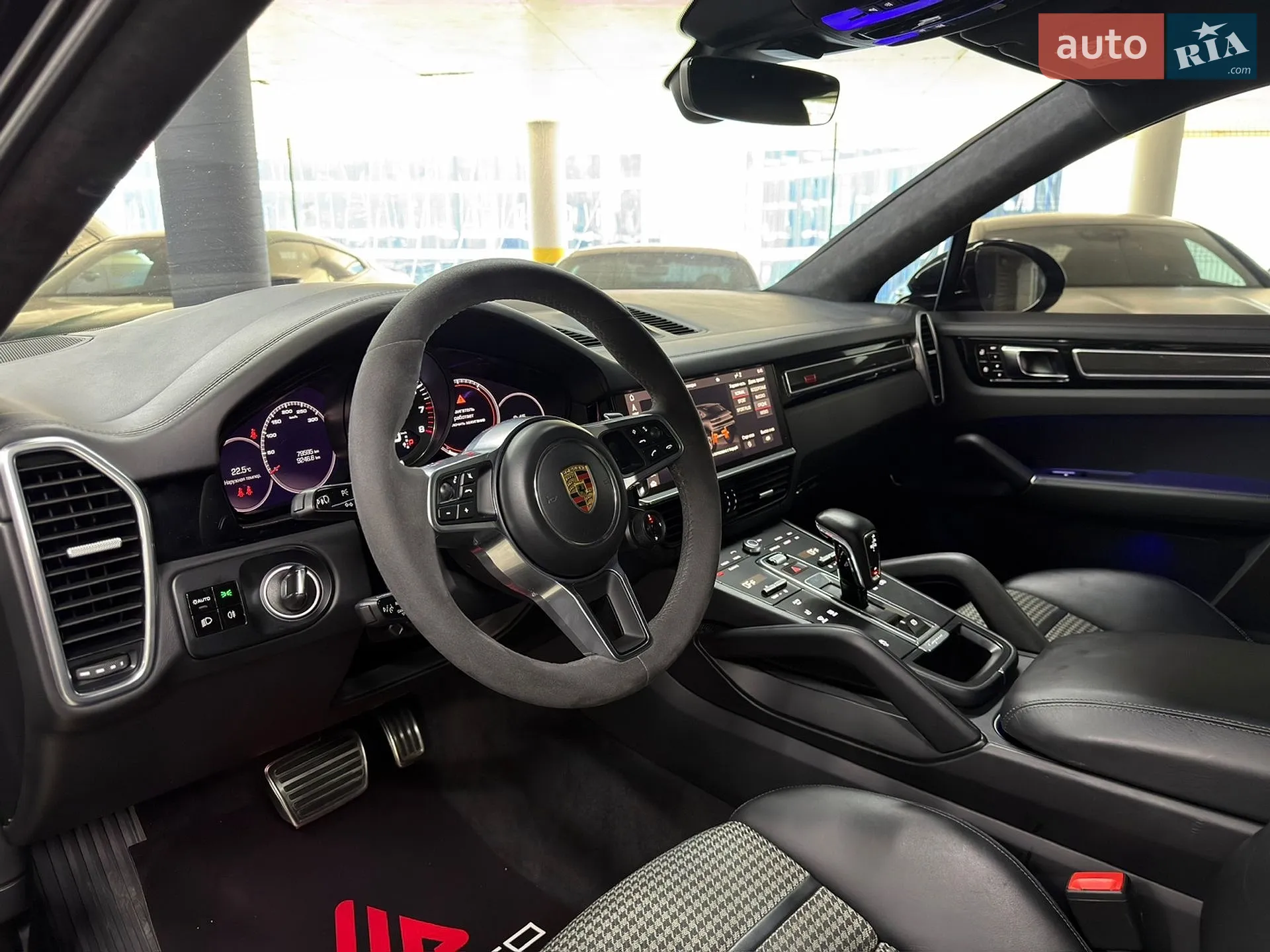 2020 Porsche Cayenne Coupe - мініатюра 21