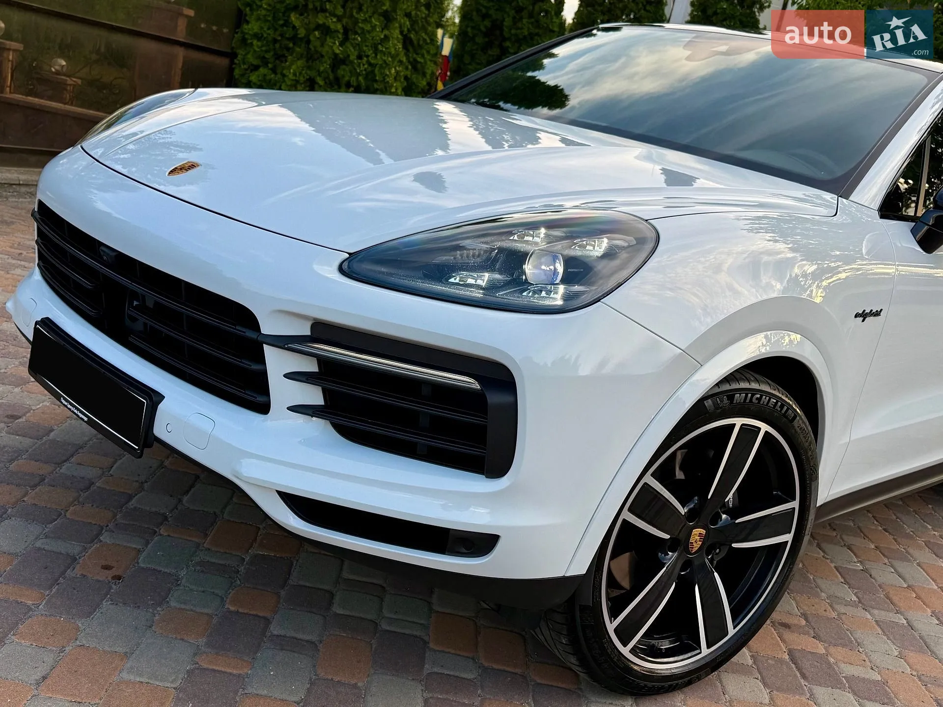 2022 Porsche Cayenne Coupe - мініатюра 3