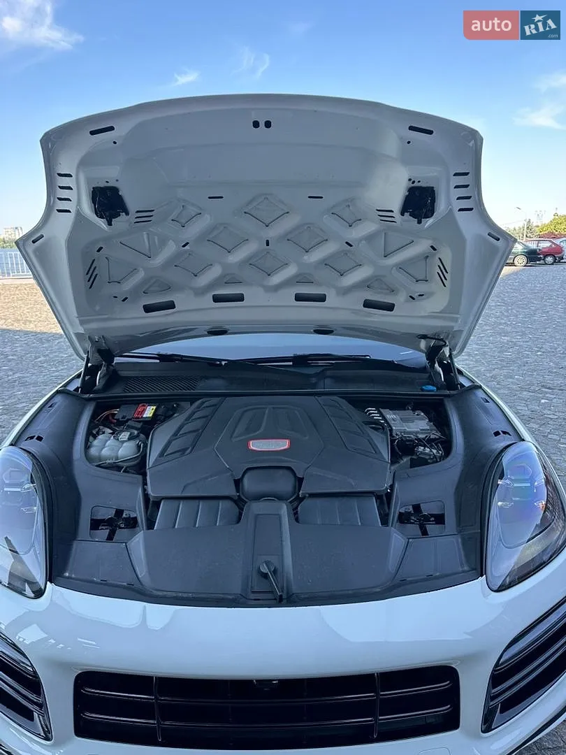 2020 Porsche Cayenne Coupe - мініатюра 21
