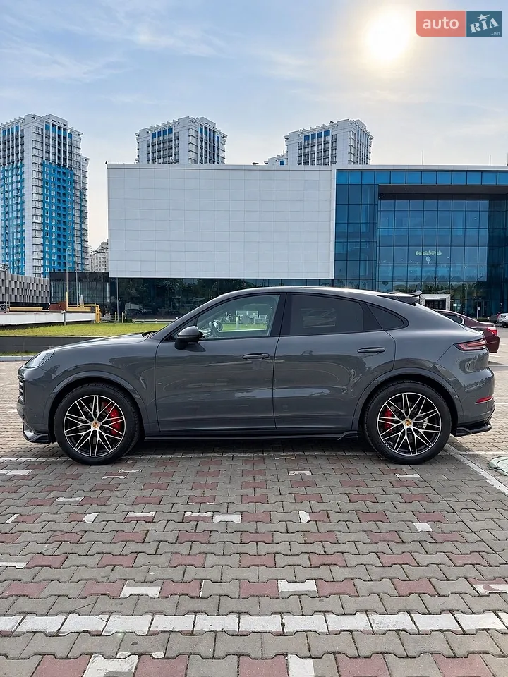 Porsche Cayenne Coupe 2023