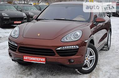 Внедорожник / Кроссовер Porsche Cayenne 2014 в Киеве