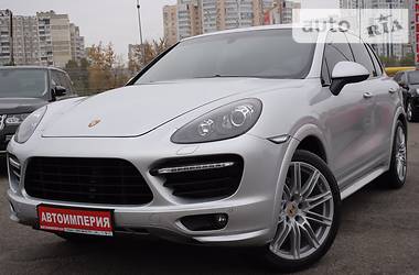 Универсал Porsche Cayenne 2013 в Киеве