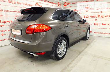 Внедорожник / Кроссовер Porsche Cayenne 2011 в Киеве