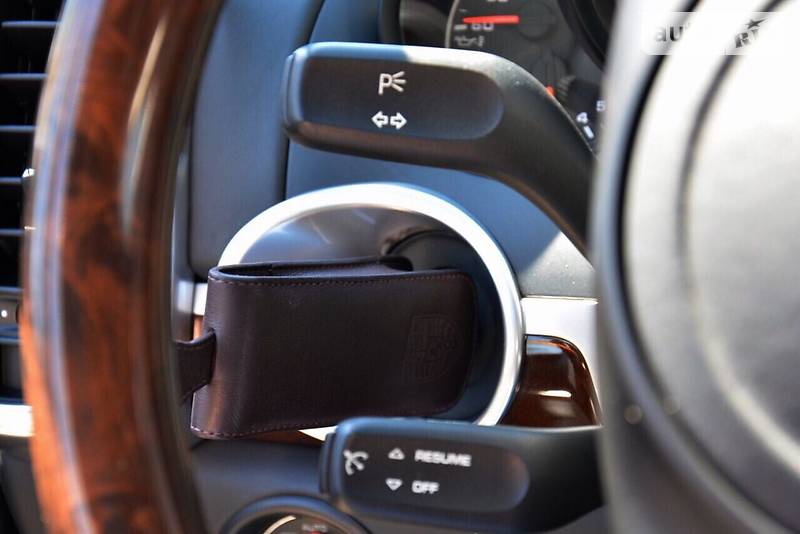 Позашляховик / Кросовер Porsche Cayenne 2013 в Одесі