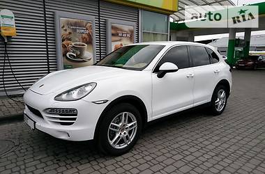 Внедорожник / Кроссовер Porsche Cayenne 2013 в Киеве