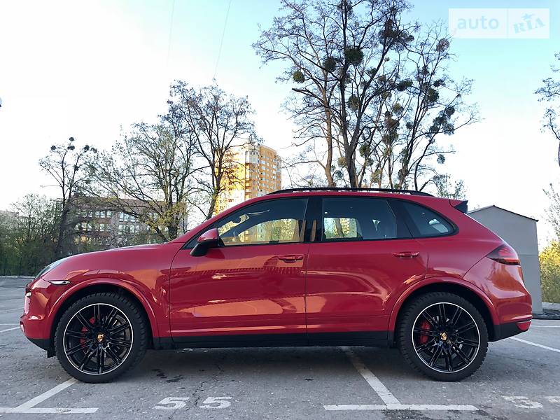 Porsche Cayenne 2013 года