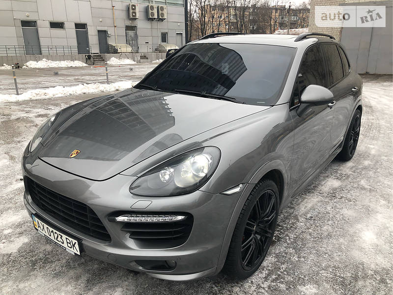 Внедорожник / Кроссовер Porsche Cayenne 2012 в Харькове