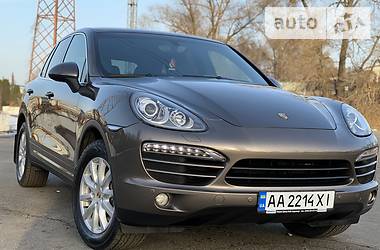 Внедорожник / Кроссовер Porsche Cayenne 2011 в Киеве