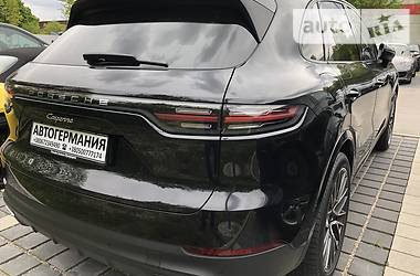 Внедорожник / Кроссовер Porsche Cayenne 2019 в Киеве