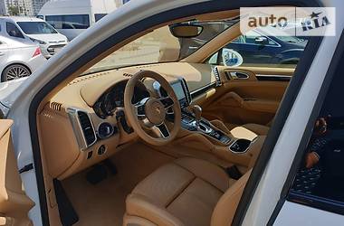 Позашляховик / Кросовер Porsche Cayenne 2017 в 