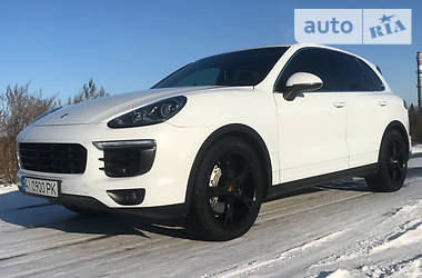 Внедорожник / Кроссовер Porsche Cayenne 2014 в Киеве